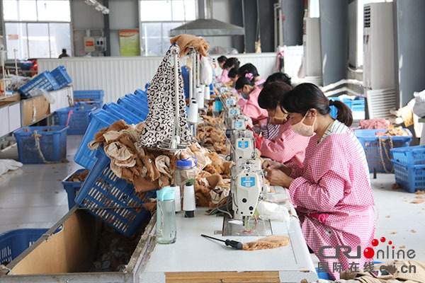 鄉(xiāng)村振興看臨沂系列報道(一)沂南:紅色基因激起脫貧攻堅力量 玩具銷售