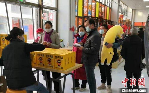 浙江金華“百村千廠”工程讓新疆群眾在家門口端穩(wěn)就業(yè)“飯碗”，特色玩具銷售開(kāi)辟增收新路